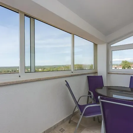 Jelena Affittacamere Rosini