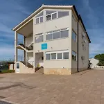 ゲストハウス Jelena Rošini